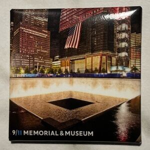 9/11 Memorial & Museum " Reflecting Absence" Official Collectible Magnet